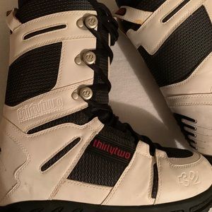Men’s Snowboarding Boots 9.5